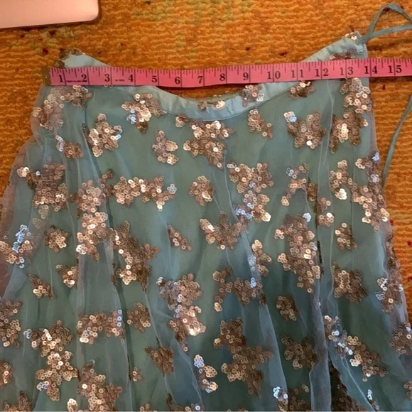 INDIAN PARTY LEHENGA - Picture 8 of 13